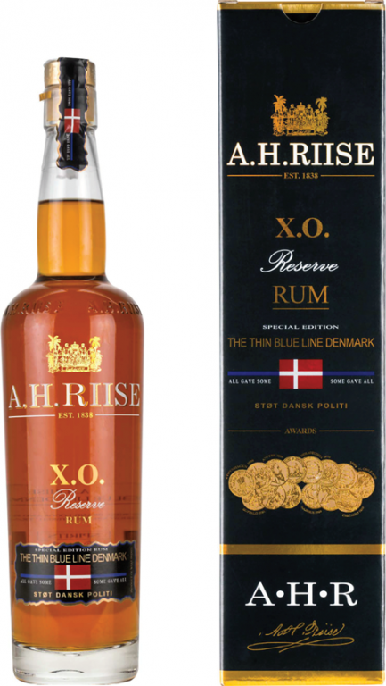 A. H. Riise XO Thin Blue Label 40% 0,7 l (karton)