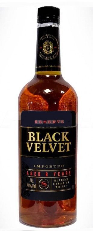 Black Velvet 8y 40 % 1 l (holá láhev)